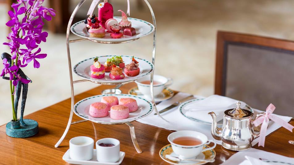 J’ai testé : Le PINK afternoon Tea de l’hôtel The Peninsula Paris